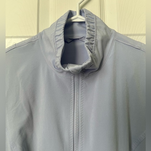 Women’s Lululemon Round Trip Jacket | Size 10 | Blue - Picture 3 of 7